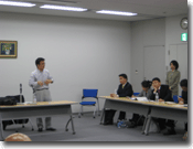 �v���F���ƑΒk���̗l�q